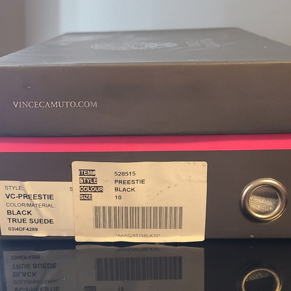 *NEW* Vince Camuto Preestie Point-Toe Suede Pumps - Picture 12 of 13